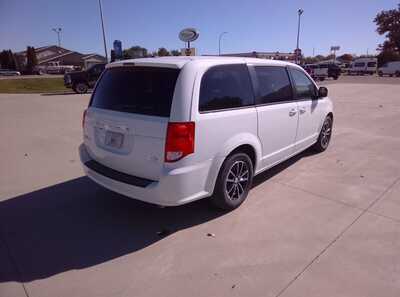 2018 Dodge Caravan, Grand, $10900.00. Photo 6