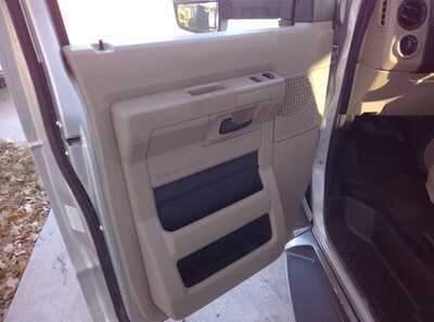 2015 Forest River SUNSEEKER, $44900.00. Photo 11