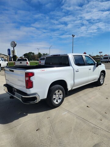 2024 Chevrolet 1500 Crew Cab, $22900.00. Photo 7