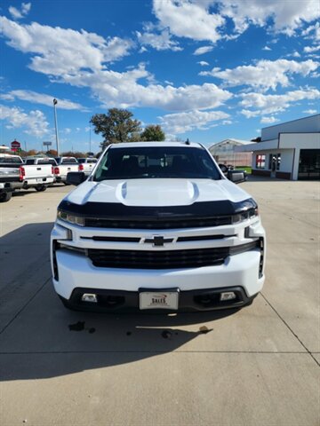 2020 Chevrolet 1500 Crew Cab, $36900.00. Photo 4