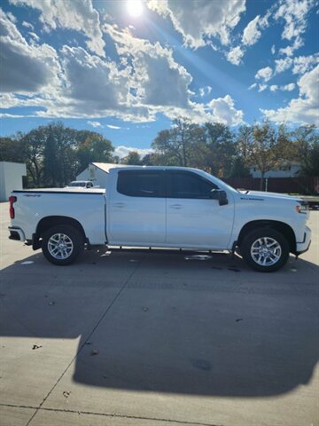 2020 Chevrolet 1500 Crew Cab, $36900.00. Photo 1