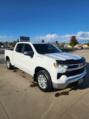 2024 Chevrolet 1500 Crew Cab, $22900.00. Photo 5