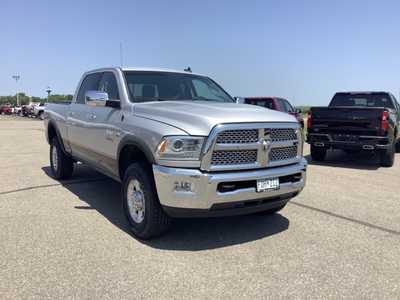 2014 RAM 2500 Crew Cab, $19998. Photo 2
