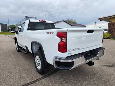 2024 Chevrolet 2500 Reg Cab, $. Photo 9