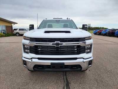 2024 Chevrolet 3500 Reg Cab, $. Photo 4