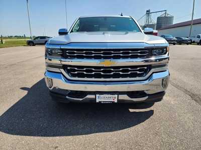 2018 Chevrolet 1500 Crew Cab, $26999. Photo 3