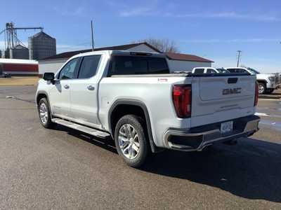 2021 GMC 1500 Crew Cab, $40999. Photo 11