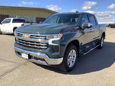 2025 Chevrolet 1500 Crew Cab, $. Photo 5