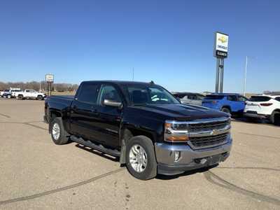 2018 Chevrolet 1500 Crew Cab, $23599. Photo 3