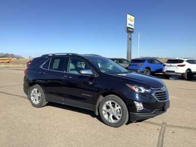 2021 Chevrolet Equinox, $23999. Photo 2