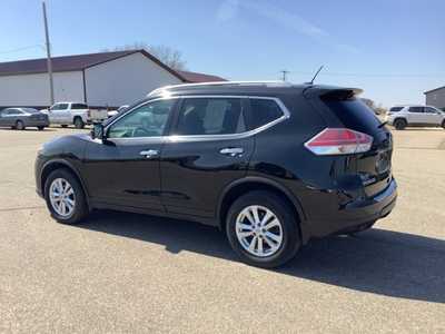 2016 Nissan Rogue, $14299. Photo 8