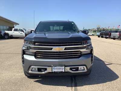 2020 Chevrolet 1500 Crew Cab, $39999. Photo 4