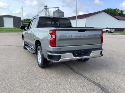 2025 Chevrolet 1500 Crew Cab, $56399. Photo 12