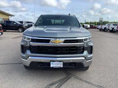 2025 Chevrolet 1500 Crew Cab, $56399. Photo 5