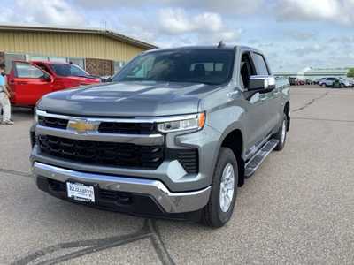 2025 Chevrolet 1500 Crew Cab, $56399. Photo 6