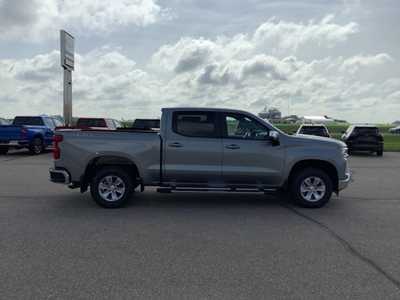 2025 Chevrolet 1500 Crew Cab, $56399. Photo 1
