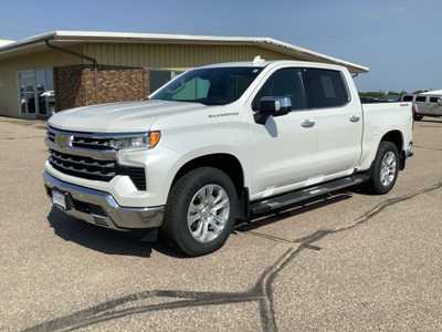 2023 Chevrolet 1500 Crew Cab, $43299. Photo 6