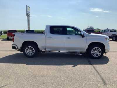 2023 Chevrolet 1500 Crew Cab, $43299. Photo 1