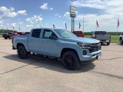 2025 Chevrolet Colorado Crew Cab, $48700. Photo 2