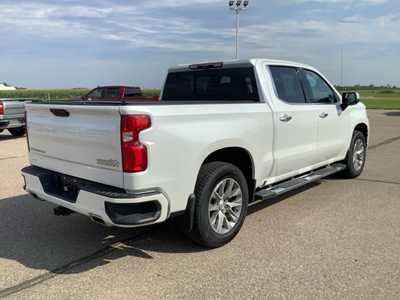 2021 Chevrolet 1500 Crew Cab, $43299. Photo 12