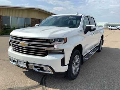 2021 Chevrolet 1500 Crew Cab, $43299. Photo 5