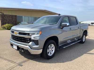 2023 Chevrolet 1500 Crew Cab, $38599. Photo 7