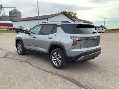 2025 Chevrolet Equinox, $31599. Photo 11