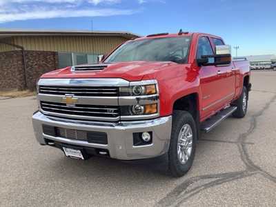 2017 Chevrolet 3500 Crew Cab, $31299. Photo 5