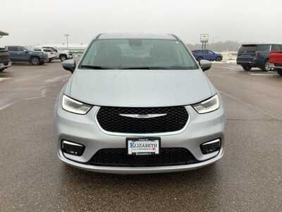 2023 Chrysler Pacifica, $23999. Photo 4