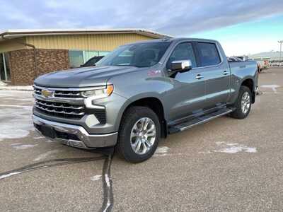 2025 Chevrolet 1500 Crew Cab, $47999. Photo 6