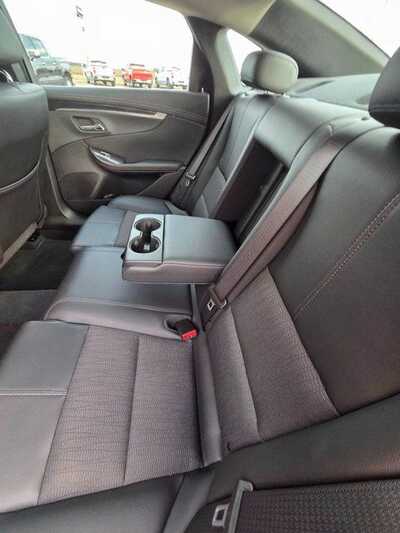 2020 Chevrolet Impala, $17599. Photo 7
