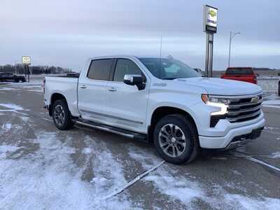 2024 Chevrolet 1500 Crew Cab, $55999. Photo 2