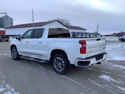 2024 Chevrolet 1500 Crew Cab, $55999. Photo 7
