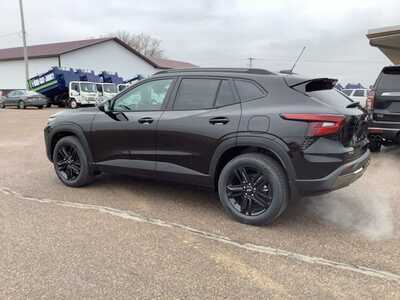 2026 Chevrolet Trax, $0. Photo 8