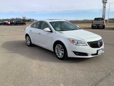 2014 Buick Regal, $10999. Photo 3