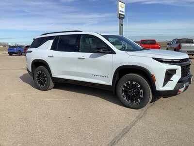 2026 Chevrolet Traverse, $0. Photo 2