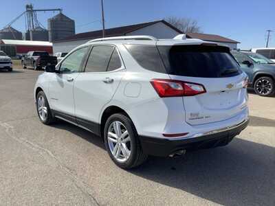 2020 Chevrolet Equinox, $21999. Photo 10