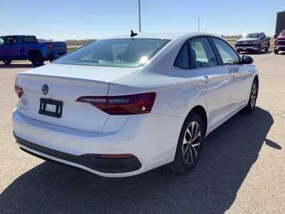 2022 Volkswagen Jetta, $17299. Photo 12