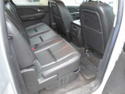 2013 Chevrolet 1500 Crew Cab, $9900. Photo 7