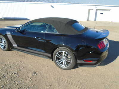 2015 Ford Mustang, $12900. Photo 2