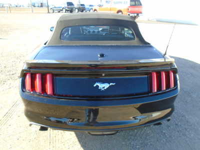 2015 Ford Mustang, $12900. Photo 3