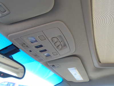 2009 Cadillac CTS, $5900. Photo 11
