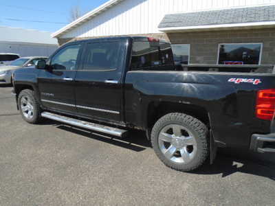 2014 Chevrolet 1500 Crew Cab, $8900. Photo 2