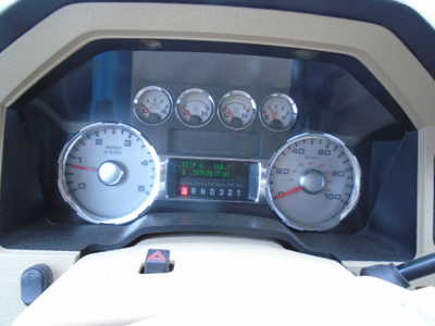 2008 Ford F350 Crew Cab, $7500. Photo 11