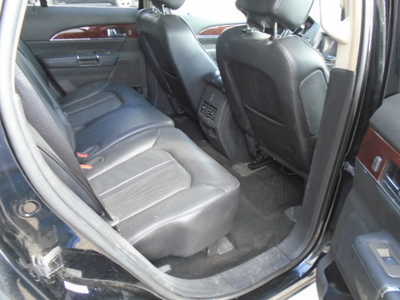 2012 Lincoln MKX, $4900. Photo 8