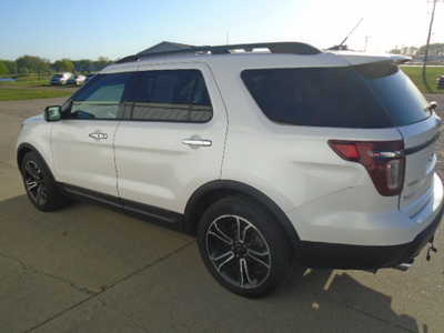 2013 Ford Explorer, $7900. Photo 2