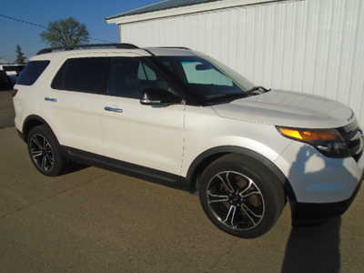 2013 Ford Explorer, $7900. Photo 5
