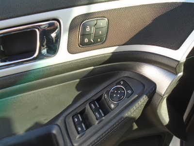 2013 Ford Explorer, $7900. Photo 12