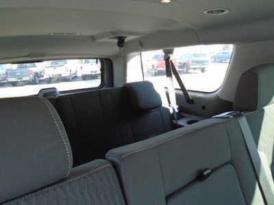 2018 Chevrolet Suburban, $16900. Photo 8