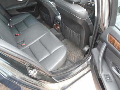 2010 BMW 5 Series, $2900. Photo 8